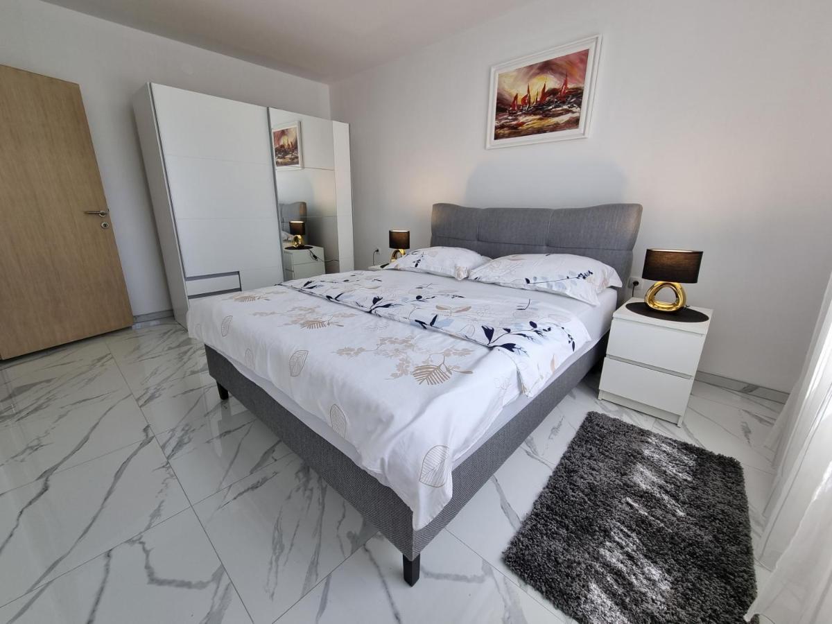 Apartman Striga Crikvenica Eksteriør billede